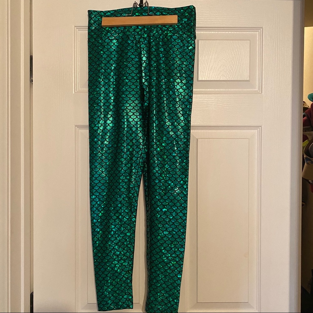 Green metallic mermaid leggings